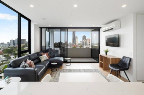 Perfect Haven in Spring Hill 2B1B and Parking, Brisbane